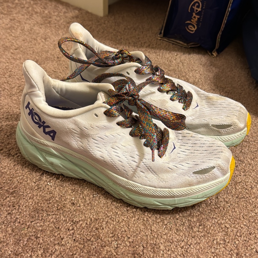 Hoka Chilfton